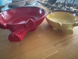 Pig-themed Ceramic Bowls