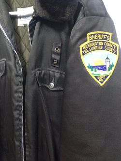 Sheriffs office winter jacket with liner. Size 46