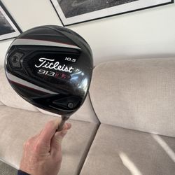 Titleist 913 D2 10.5 (excellent condition)