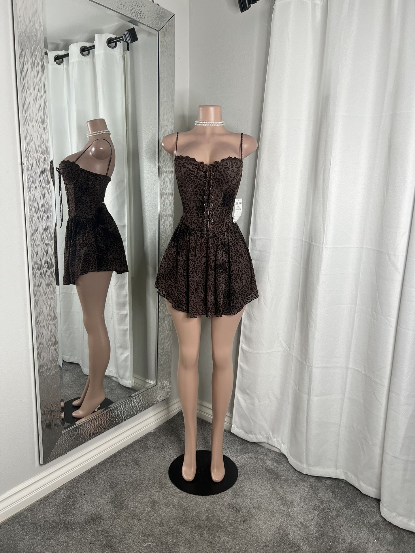 Boutique Dress Size Small Stretchy