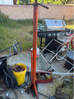 5 to 6+ ft, stand / jack for use under car hoist jack needs resealing as if you ad fluid works but leaks can be used manually