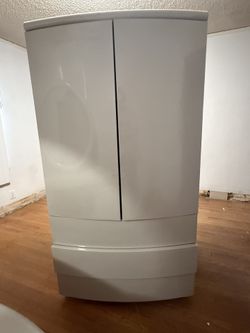 Closet / Dresser Set