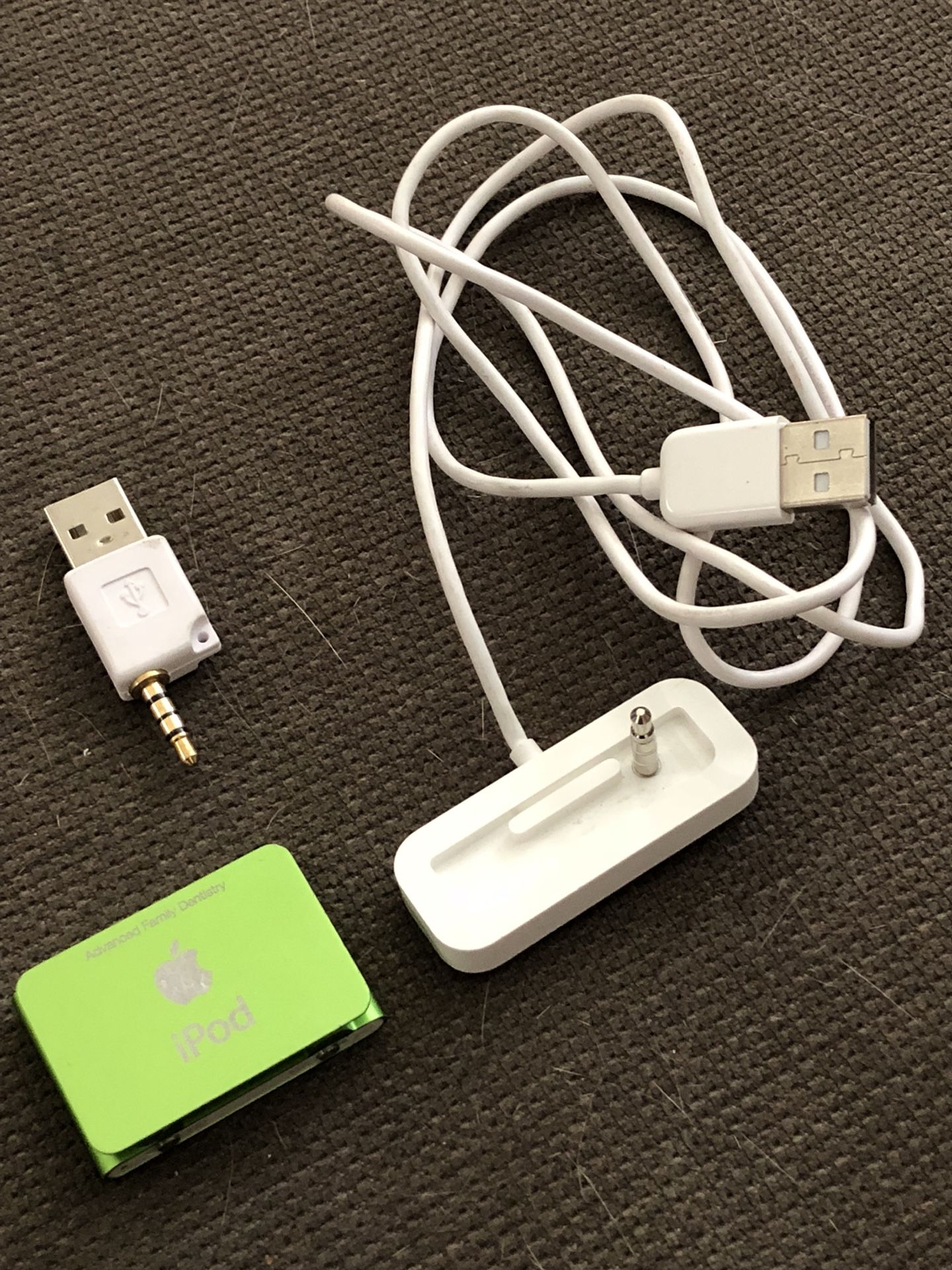 iPod Shuffle 2nd Generation 1GB MP3 Player