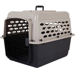 Petmate Dog Kennel 28” Brand New