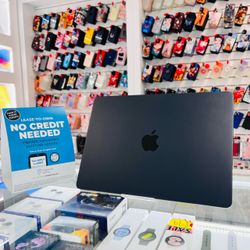 MacBook air m2 13-inch 256gb 8Ram