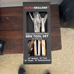 Alpha Grillers BBQ Tool Set