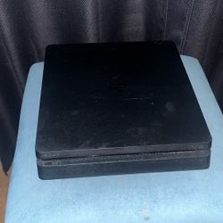 Used PS4 