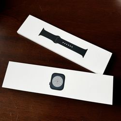 Apple Watch Series 8 - 45mm 
