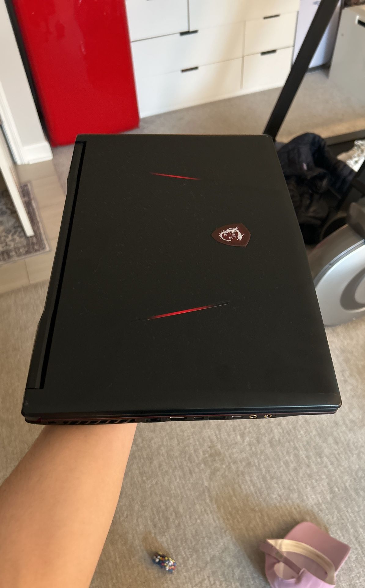 MSI GAMING LAPTOP RTX 2060 SUPER i7