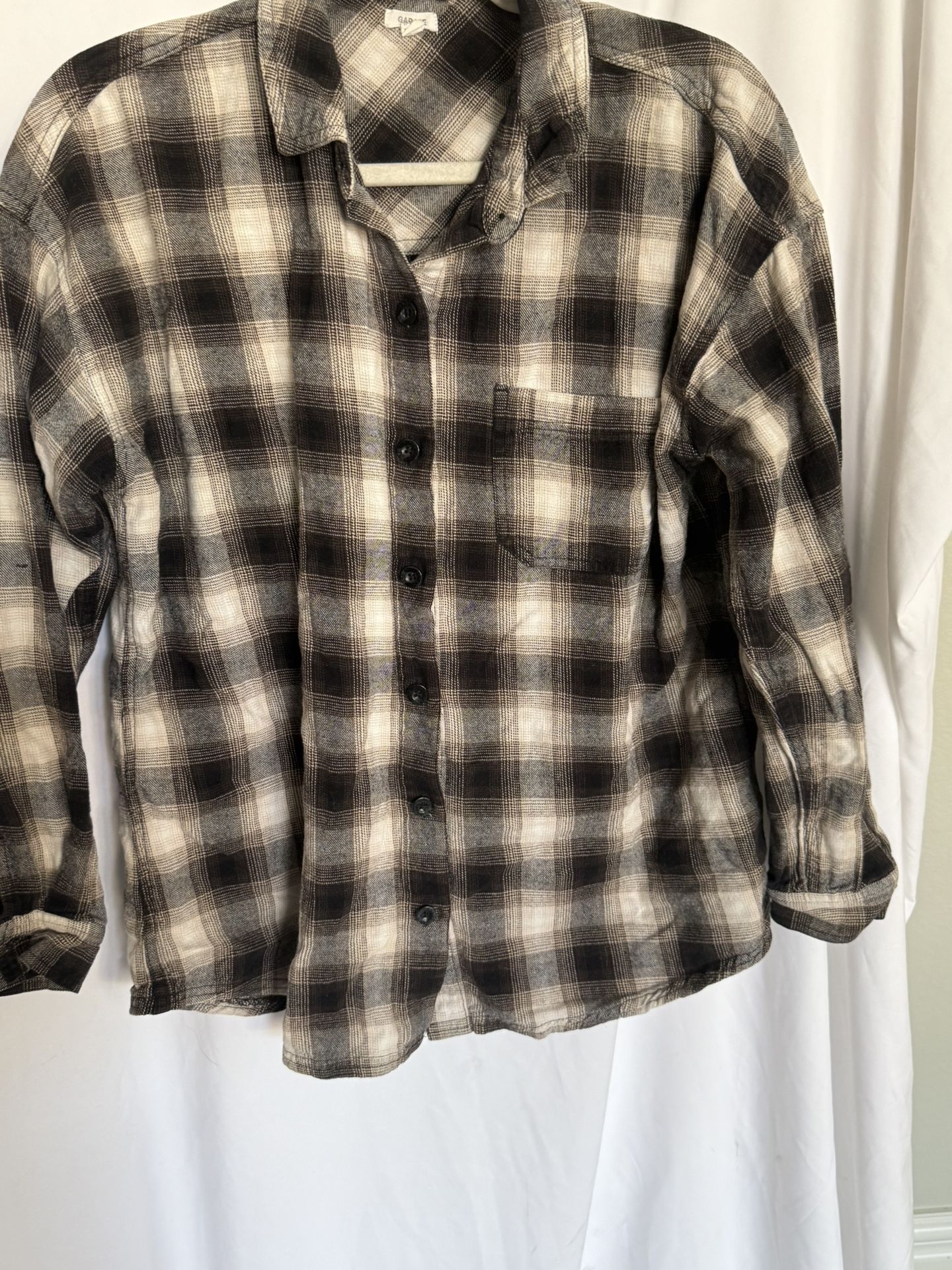 Women’s Button Down, Long Sleeve, Plaid Shirt, Size XS