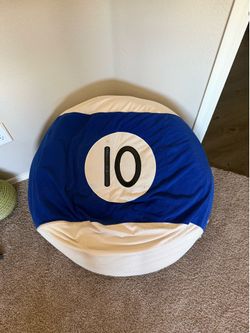 8 Ball Bean Bag Chair – Dorm/Game Room Decor