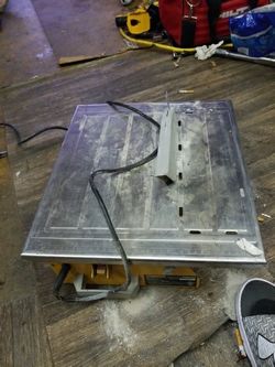 Workforce tile saw 60$ obo
