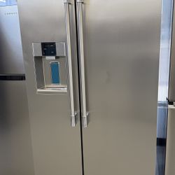New Refrigerator Frigidaire Professional 