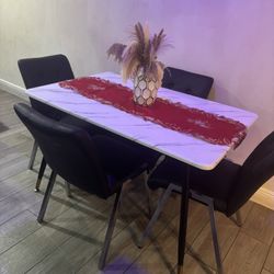 Black Chairs Silver Leg And Mable Table With Black Leg