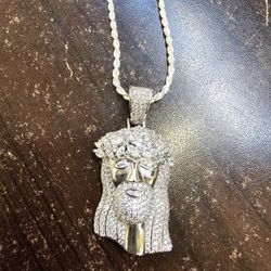 Sterling Silver Chain And Jesus With Zirconium Stones