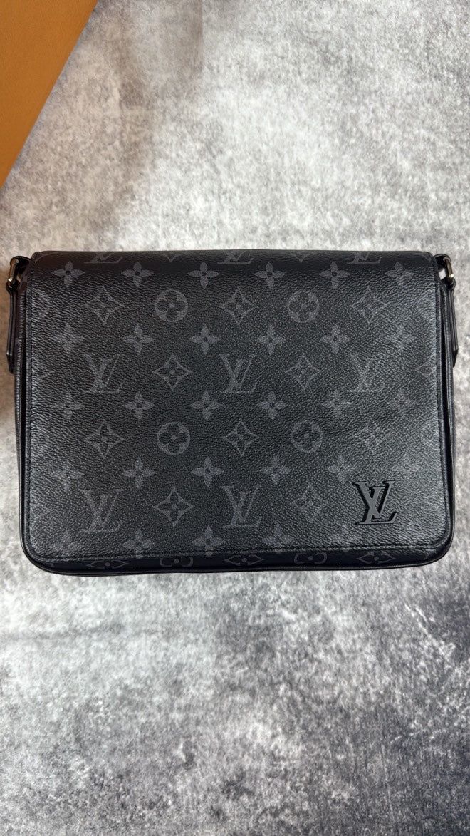 LUXURY MESSENGER BAG WITH RECEIPT