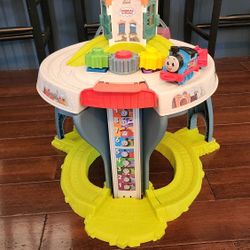 Thomas & Friends Train Table