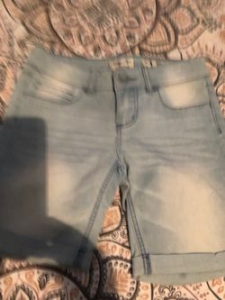 New no tags girls stretchy shorts