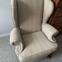 New Chair - Comfortable  - Make Reasonable Offer 