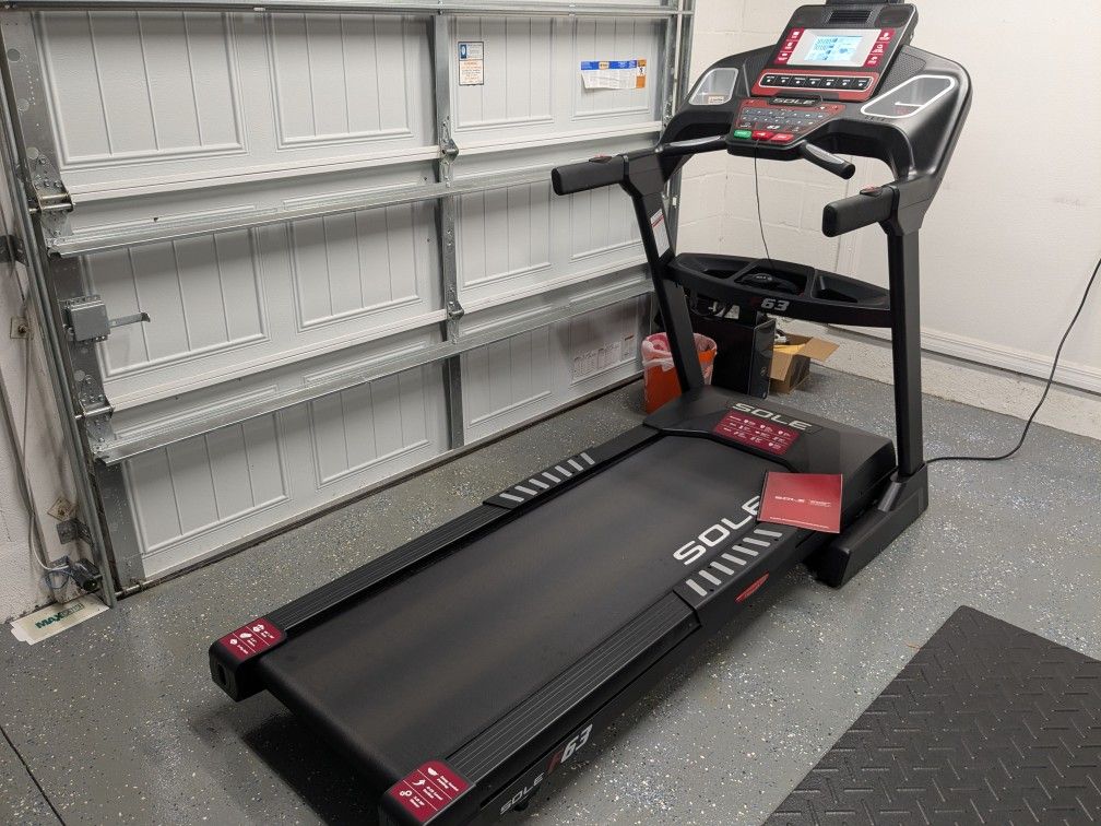 Sole F63 Treadmill