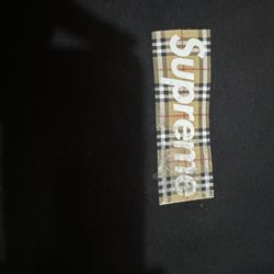 Supreme Burberry
