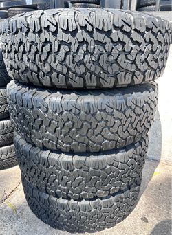 Bfgoodrich all-terrain ko2 LT265/70R17