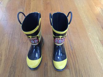 Boys Rain Boots Size 11