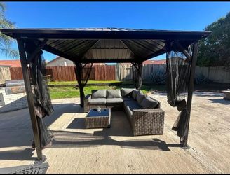 GAZEBO 10×https://offerup.com/redirect/?o=MTIuRGVsaXZlcnk= available