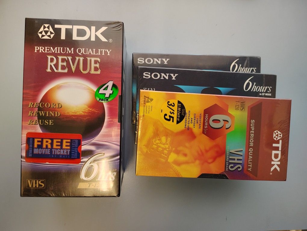 Black VCR Tapes. (7)