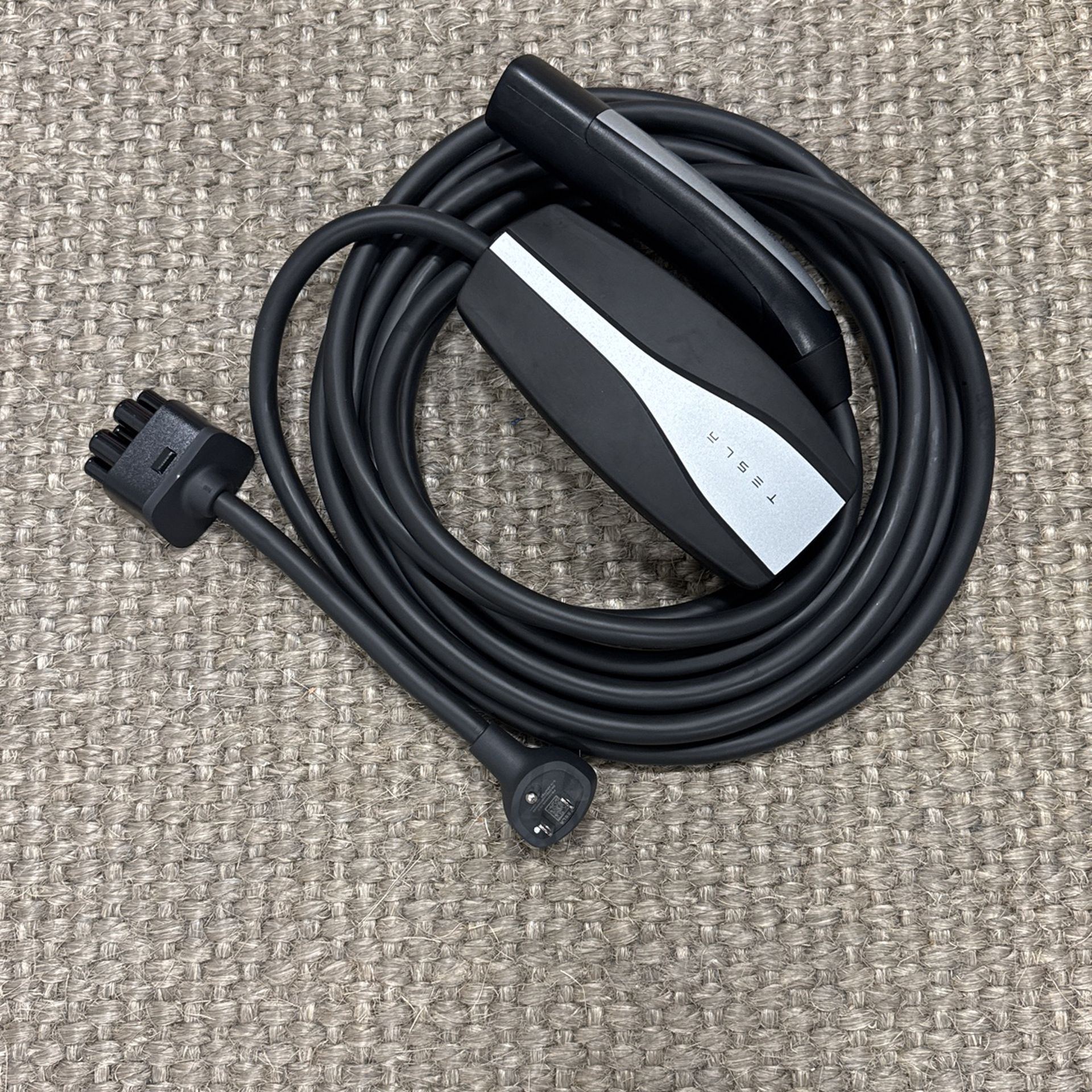 TESLA GEN 2 MOBILE CHARGING CABLE KIT BUNDLE OEM 2017 2018 2019 2020 2021 2022 2023 2024