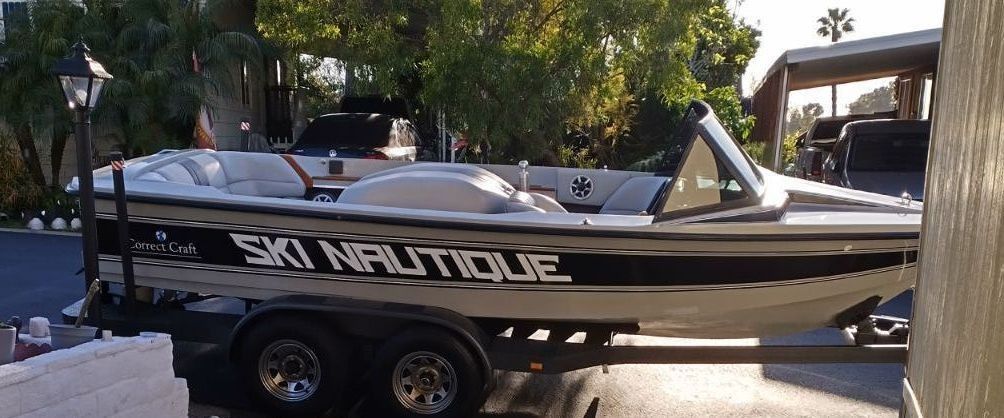 1989 Ski Nautique 2001