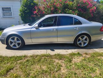 2005 E320 Mercedes Benz