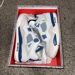 Jordan 4 Retro Milltary Blue Size 11 TAKING OFFERS