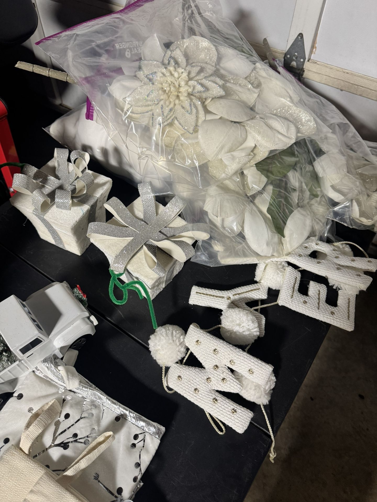 White Christmas decorations +Box