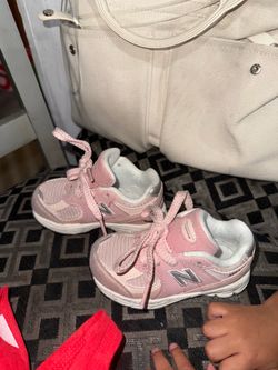 Pink New Balance Girl Toddler Shoes Size 6c