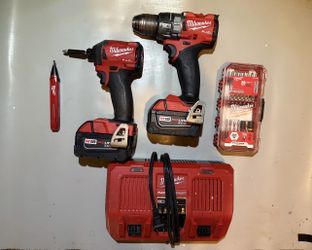 Milwaukee M18 Fuel Drill Set