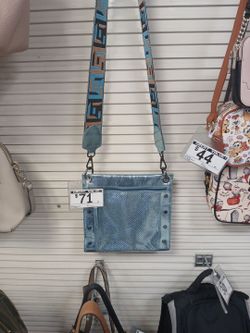 Sharif purse