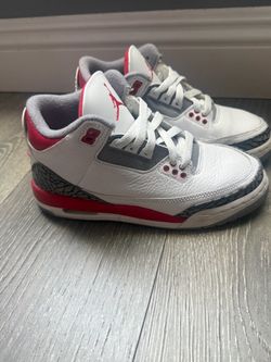 Air Jordan 3 Fire Red Sneakers