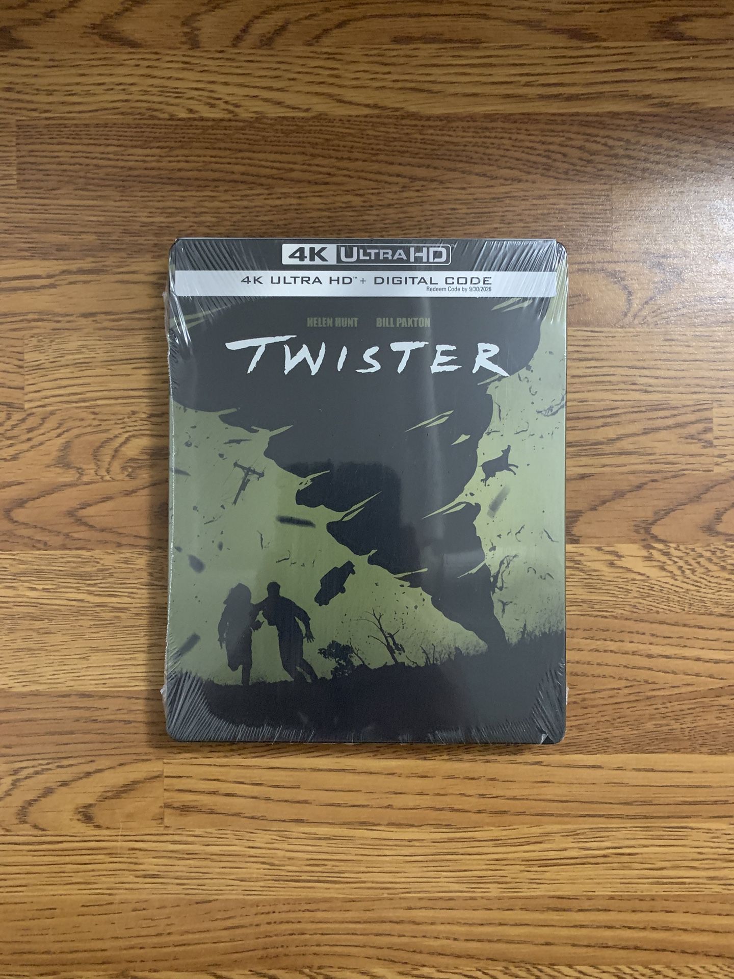 Twister (Limited Edition) 4K UHD Blu-ray Combo Pack [4K UHD Blu-ray + Digital Code + Steelbook]