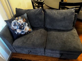 Couch/Sectional