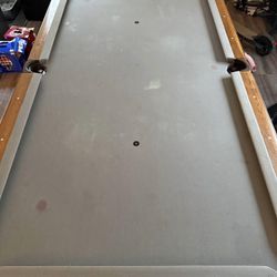8ft Pool Table