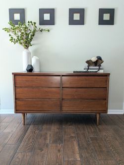 Bassett Mid-Century Modern 6 Drawer Dresser