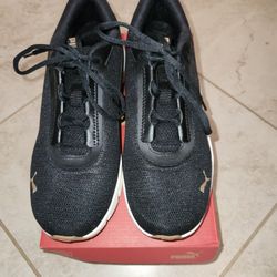 Puma Women’s Size 10 – Super Comfortable Performance Sneakers