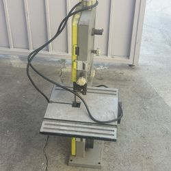 2.5 Amp 9 in. Band Saw