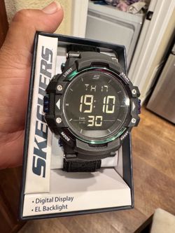 Men’s sketcher watch with a stretchy band