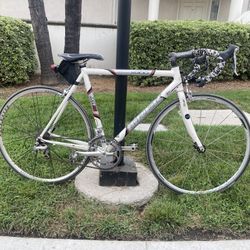 Trek Alpha Series 2300