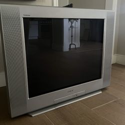 Sony Trinitron crt tv 32 Inch
