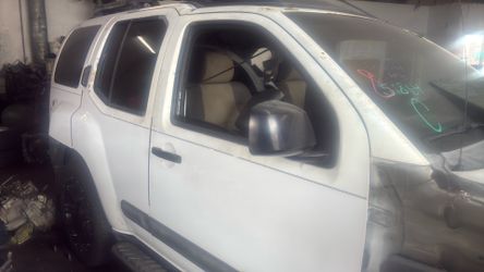 Parts Nissan Xterra parting out 2005-2015