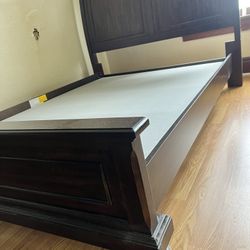 Full Size bed