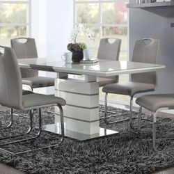 7 PC DINING SET NEW IN BOX